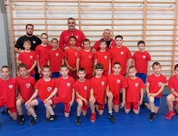 A DVTK-Miskolci Sportiskola és a Bekecsi BC csapata Budapesten
